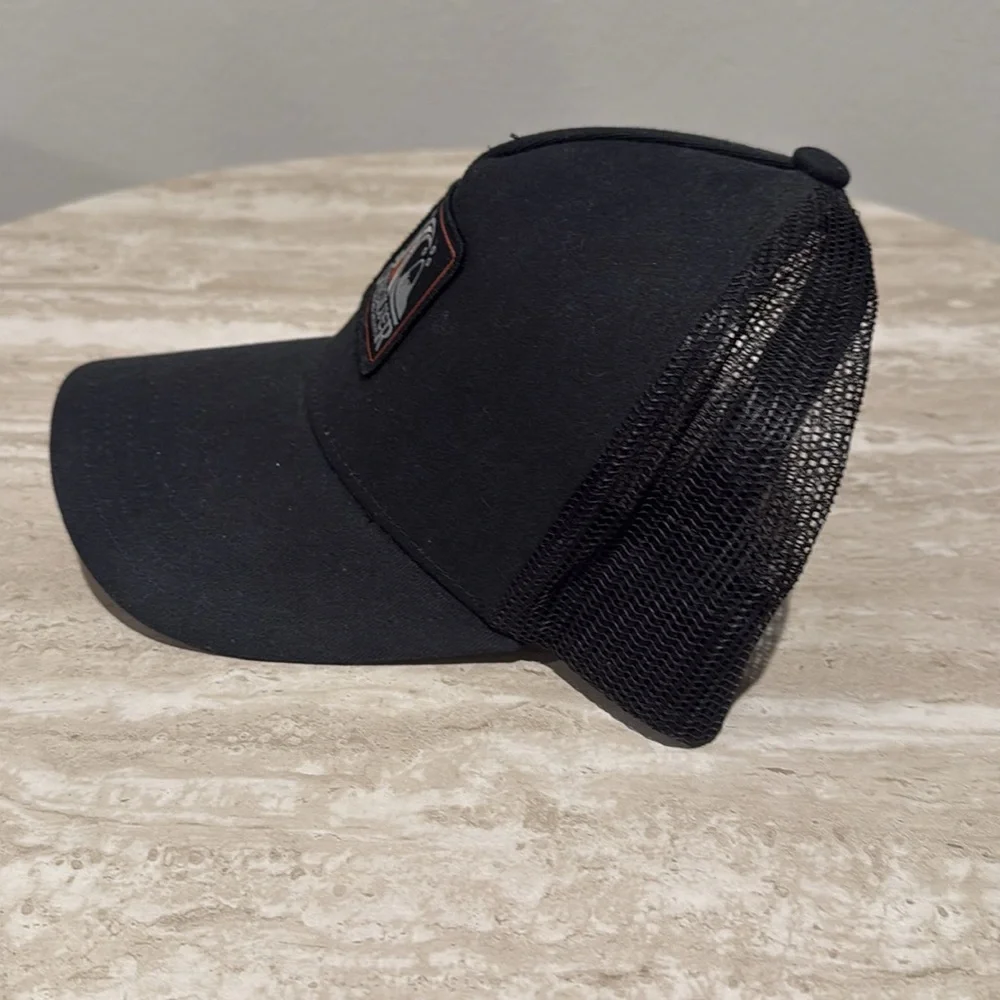 Quicksilver Baseball Cap - Picture 3 of 6